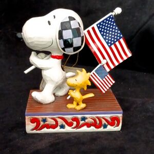 Jim Shore Peanuts "Glory March" Figurine